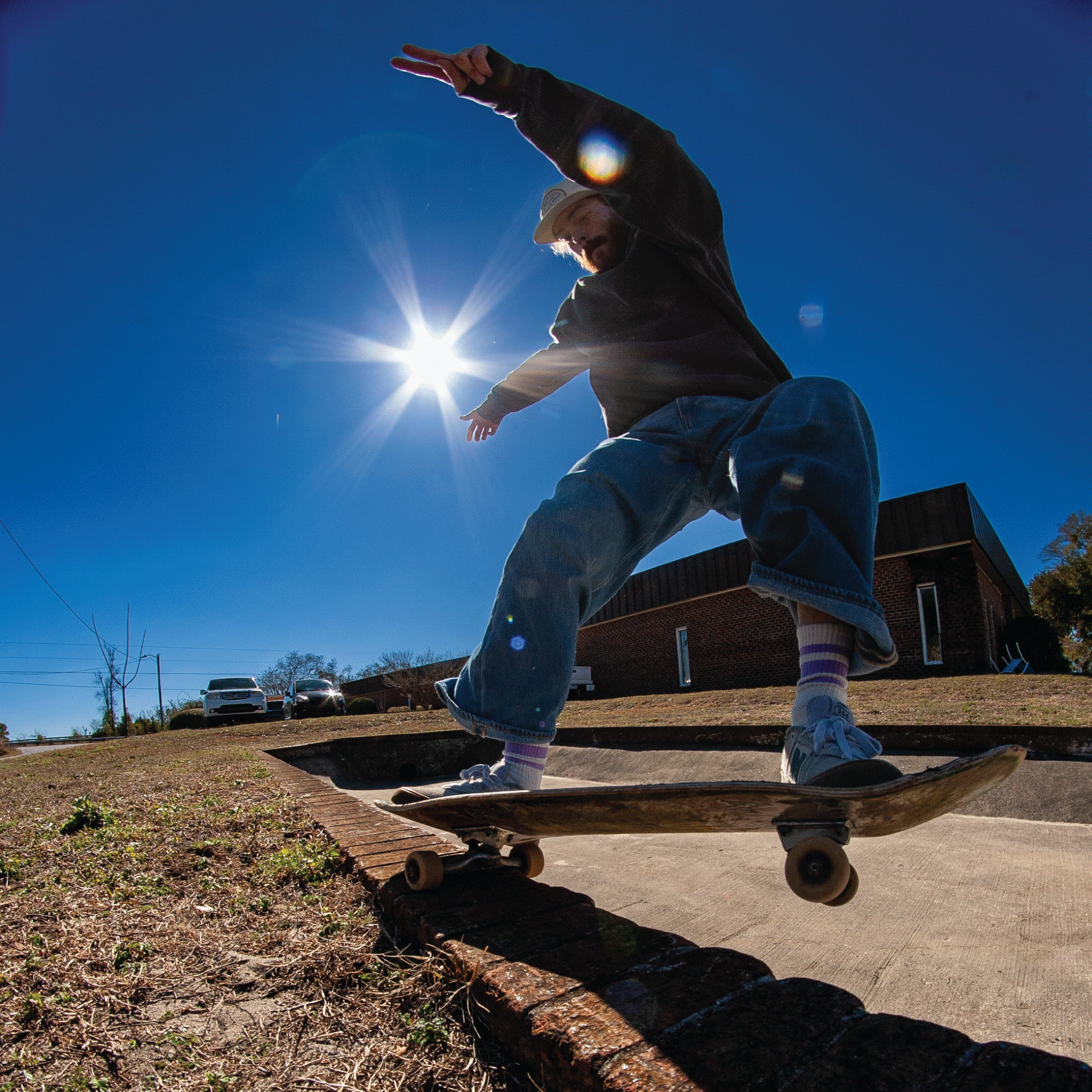 skateboarder grinding in SOCCO Naturals Lilac Stripes
